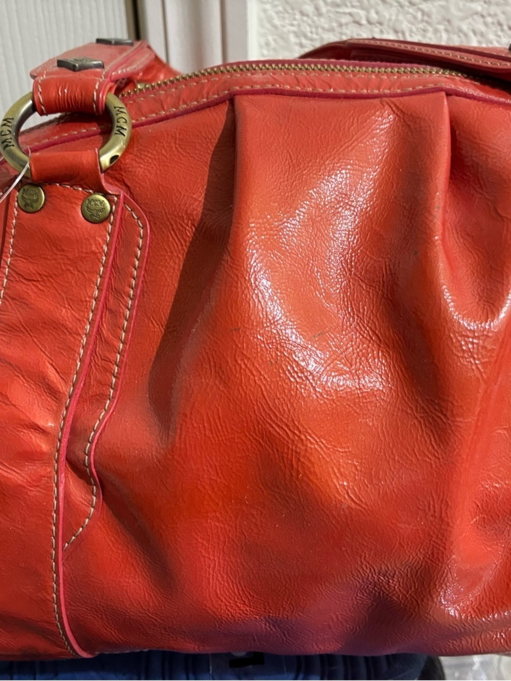 Pre Loved MCM Shoulder bag in good condition - Picture 3 of 9